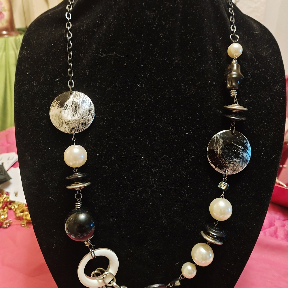 Elegant Black and White Necklace